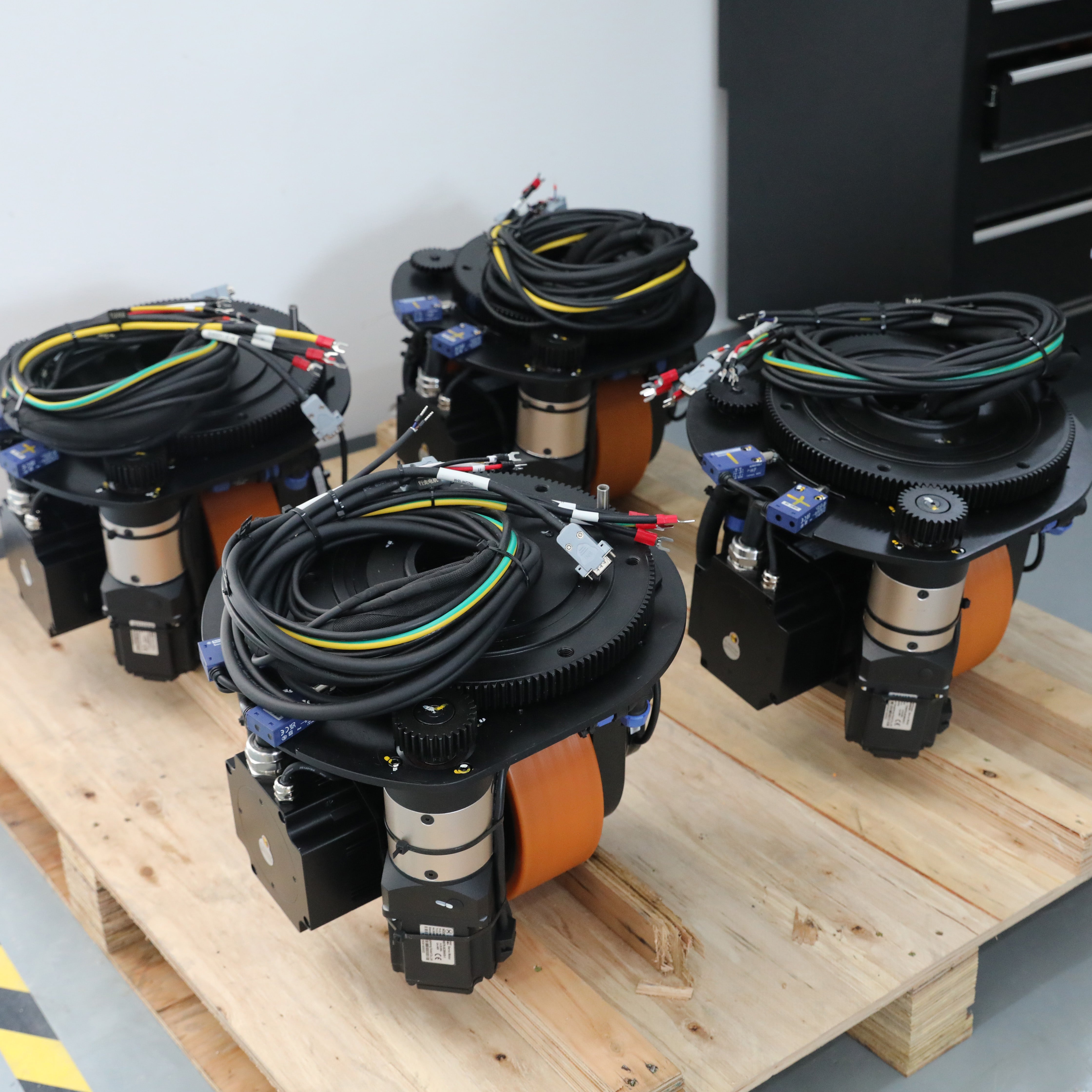 How to Choose an AGV Steering Wheel for a Latent Lifting AGV